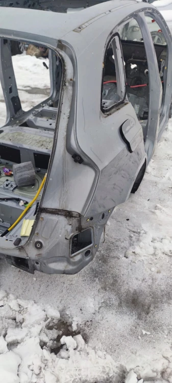 ĆWIARTKA BŁOTNIK PRÓG PRAWY TYŁ AUDI Q5 8R 2008-2016