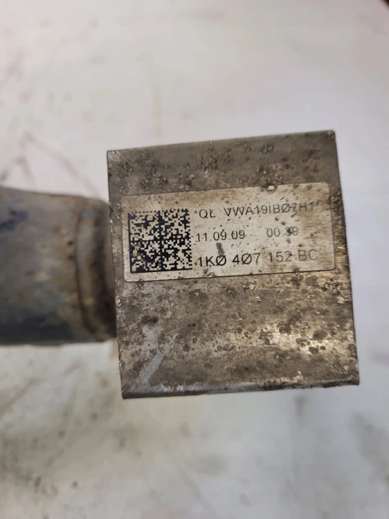 WAHACZ PRAWY PRZÓD AUDI A3 8P VW SEAT 1K0407152BC