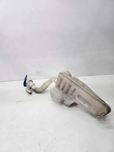 ZBIORNIK PŁYNU DO SPRYSKIWACZY AUDI VOLKSWAGEN SEAT SKODA 5Q0955453L