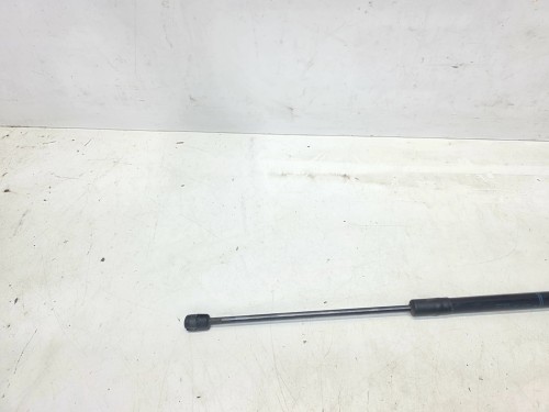 SIŁOWNIK TELESKOP KLAPY BAGAŻNIKA TYŁ AUDI A3 8V SPORTBACK 8V4827552