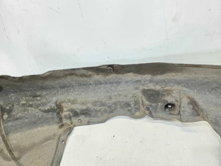 NADKOLE MATERIAŁOWE LEWY PRZÓD AUDI A4 B7 8E0821171E