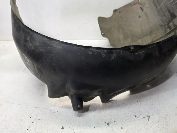NADKOLE MATERIAŁOWE LEWY PRZÓD AUDI A4 B7 8E0821171E