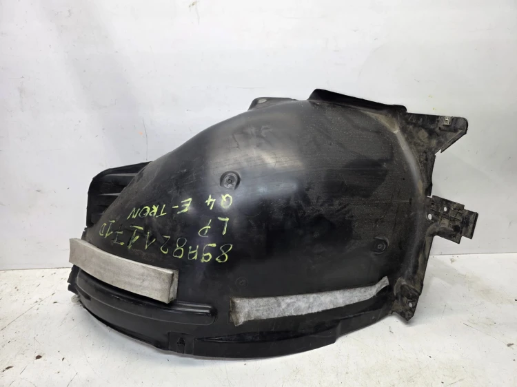 NADKOLE PLASTIKOWE LEWY PRZÓD AUDI Q4 E-TRON 89A821171D