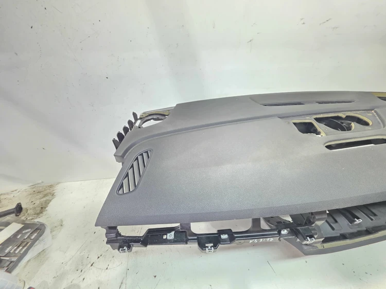 DESKA KONSOLA KOKPIT HEAD UP AUDI Q7 4M 4M2857001J ANGIELSKA