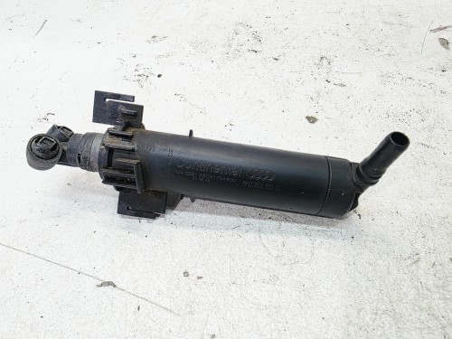 SPRYSKIWACZ REFLEKTORA LEWY AUDI A4 B8 LIFT 8K0955101D