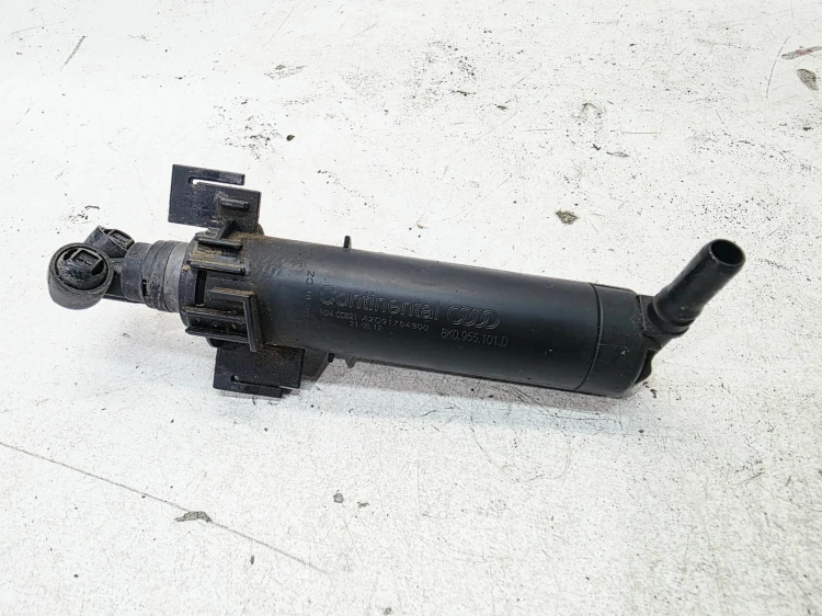 SPRYSKIWACZ REFLEKTORA LEWY AUDI A4 B8 LIFT 8K0955101D