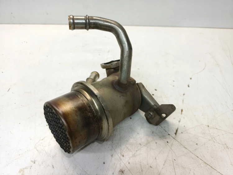 CHŁODNICA SPALIN EGR AUDI A3 8V VOLKSWAGEN SEAT SKODA 2.0 TDI 04L131512