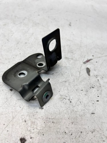 WSPORNIK MOCOWANIE BŁOTNIKA PRAWY PRZÓD AUDI Q7 4M 4M0821168A