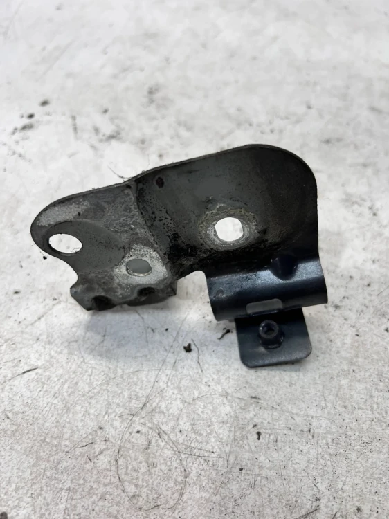 WSPORNIK MOCOWANIE BŁOTNIKA PRAWY PRZÓD AUDI Q7 4M 4M0821168A