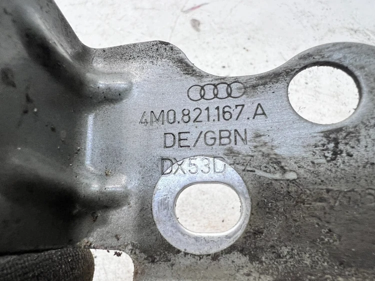 WSPORNIK MOCOWANIE BŁOTNIKA LEWY PRZÓD AUDI Q7 4M 4M0821167A