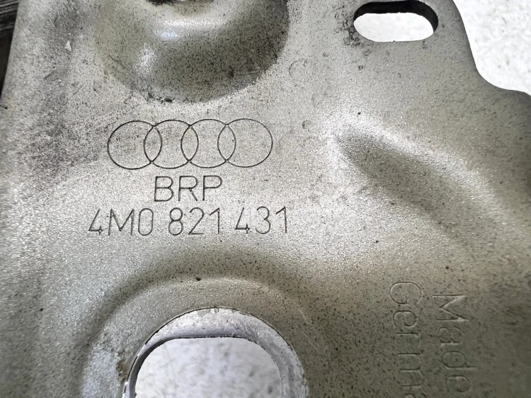 WSPORNIK MOCOWANIE BŁOTNIKA LEWY PRZÓD AUDI Q7 4M 4M0821431