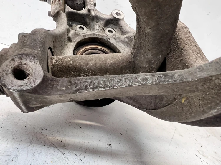 ZWROTNICA LEWY TYŁ AUDI A6 C7 A7 Q5 8R0505311F 8R0505435C