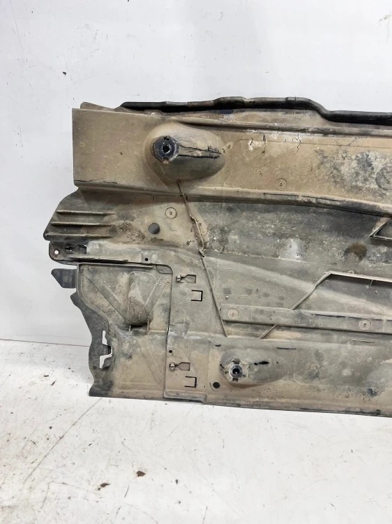 OSŁONA PŁYTA PODWOZIA LEWA DUŻA AUDI A3 8V VOLKSWAGEN SEAT 5Q0825201L 98/26