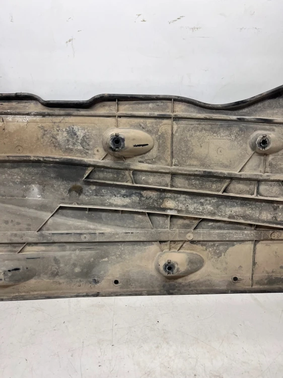 OSŁONA PŁYTA PODWOZIA LEWA DUŻA AUDI A3 8V VOLKSWAGEN SEAT 5Q0825201L 98/26