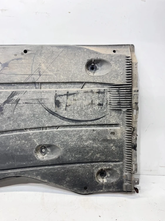 OSŁONA PŁYTA PODWOZIA LEWA DUŻA AUDI A3 8V VOLKSWAGEN SEAT 5Q0825201L 98/26