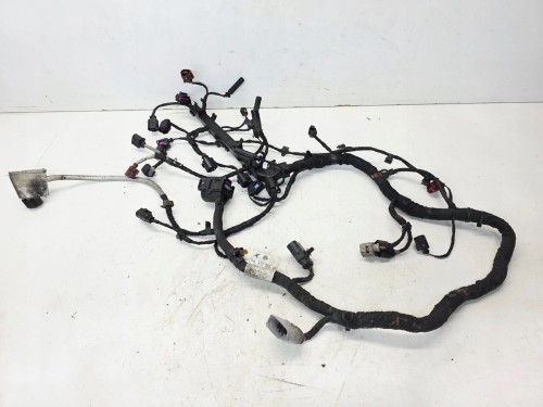 WIĄZKA SILNIKA AUDI A3 8V VOLKSWAGEN SEAT SKODA 2.0 TDI 04L972627AE