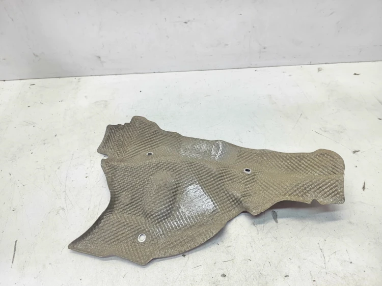 OSŁONA TERMICZNA PRAWA AUDI Q7 4M 4M0399300E