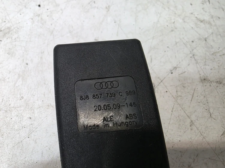 ZAPINKA PASA TYŁ PODWÓJNA AUDI TTS 8J A5 S5 8J8857739C