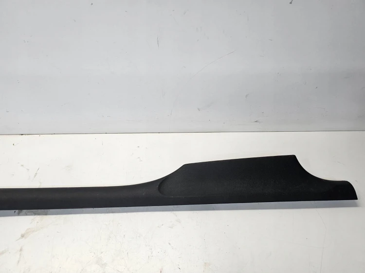 LISTWA OSŁONA PROGU PRAWA AUDI A1 8X SPORTBACK 8X4853372