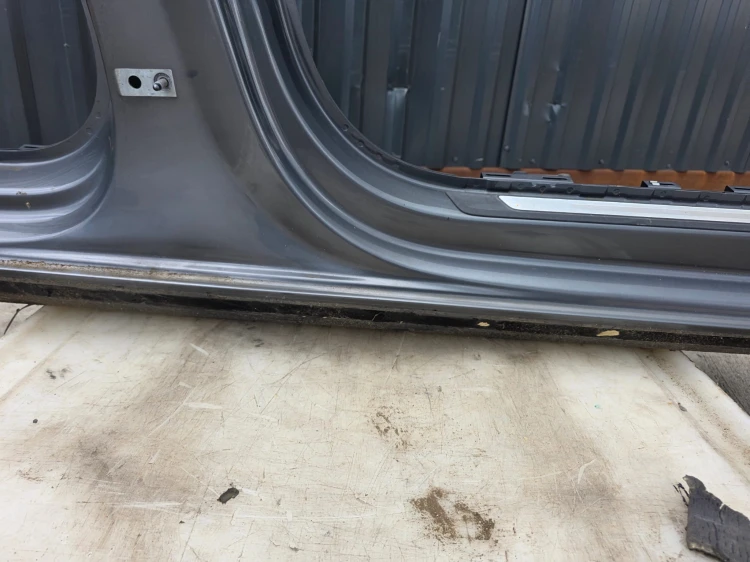 ĆWIARTKA SŁUPEK PRÓG PRAWY AUDI A4 B9 SEDAN KOMBI ORYGINAŁ 2016-2019 *3
