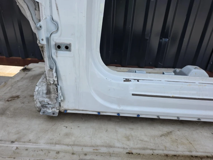 ĆWIARTKA PRÓG BOK LEWA STRONA SŁUPEK A AUDI Q5 80A FY ORYGINAŁ ! *1