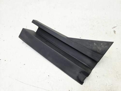 OSŁONA NAKŁADKA FARTUCHA BŁOTNIKA PRAWA AUDI Q7 4M 4M0805700A