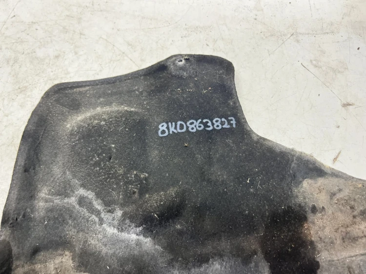 WYGŁUSZENIE PODŁUŻNICY LEWEJ AUDI A4 B8 A5 8K0863827