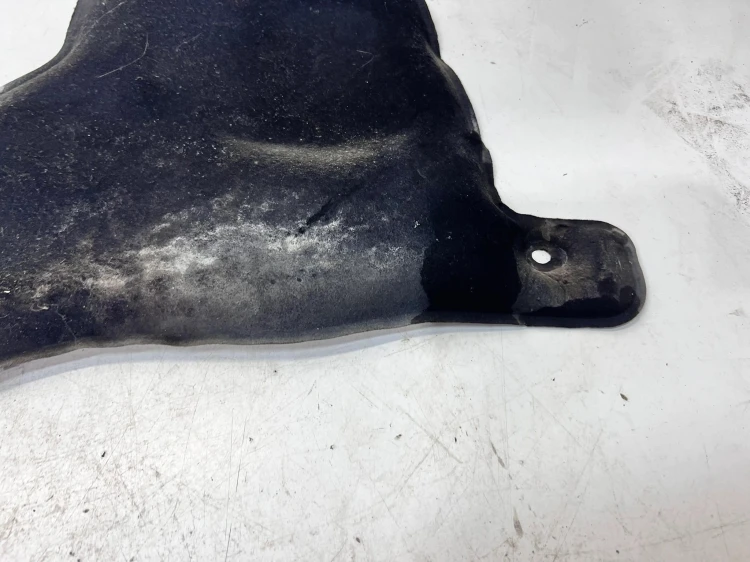 WYGŁUSZENIE PODŁUŻNICY LEWEJ AUDI A4 B8 A5 8K0863827