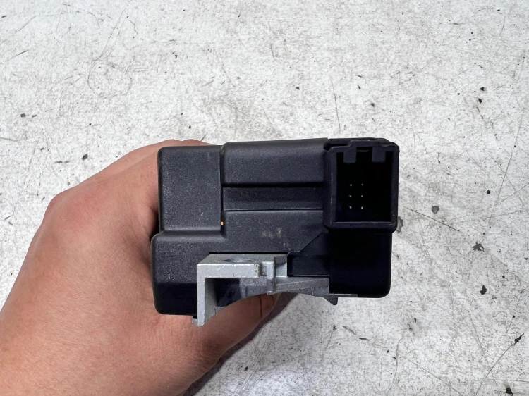BLOKADA KIEROWNICY RYGIEL AUDI A6 C7 A7 4H0905852B
