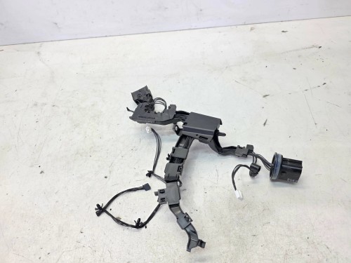 WIĄZKA REFLEKTORA XENON PRAWY PRZÓD AUDI A6 C8 HELLA 218961-02R