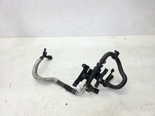 CZUJNIK CIŚNIENIA PALIWA AUDI A6 A7 Q7 4M 3.0 CRT 059130299BK 059906054C