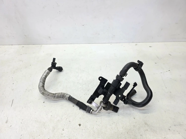 CZUJNIK CIŚNIENIA PALIWA AUDI A6 A7 Q7 4M 3.0 CRT 059130299BK 059906054C