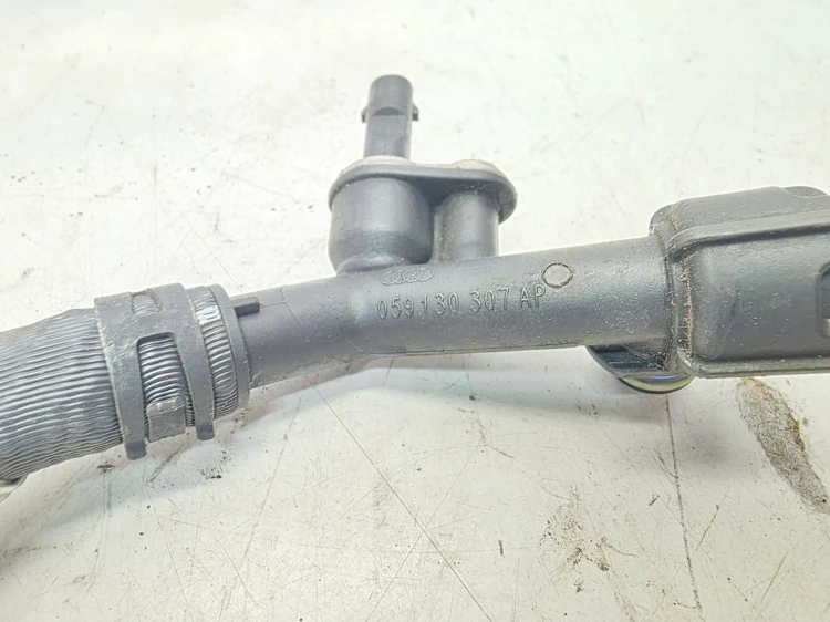 CZUJNIK CIŚNIENIA PALIWA AUDI A6 A7 Q7 4M 3.0 CRT 059130299BK 059906054C