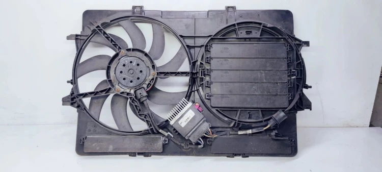 WENTYLATOR + OBUDOWA AUDI A4 B8 A5 Q5 8K0121003L