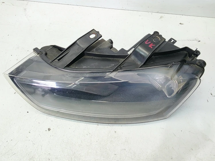 REFLEKTOR LAMPA PRZEDNIA LEWA ZWYKŁA AUDI Q3 8U 8U0941003N 22/26 UK