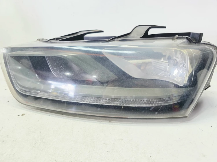 REFLEKTOR LAMPA PRZEDNIA LEWA ZWYKŁA AUDI Q3 8U 8U0941003N 22/26 UK