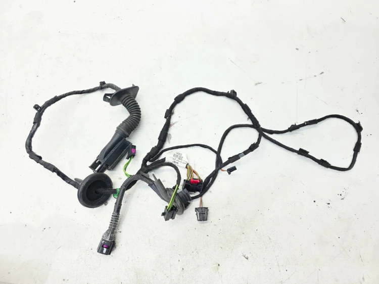 WIĄZKA INSTALACJA DRZWI PRAWY PRZÓD AUDI Q3 8U 8U0971030H
