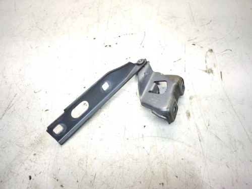 ZAWIAS MASKI PRAWY AUDI A5 8T 8T0823302E
