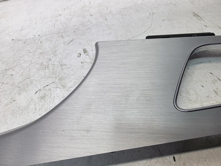 DEKOR DRZWI LEWY PRZÓD AUDI Q7 4M 4M0867101K ALUMINIUM QY9