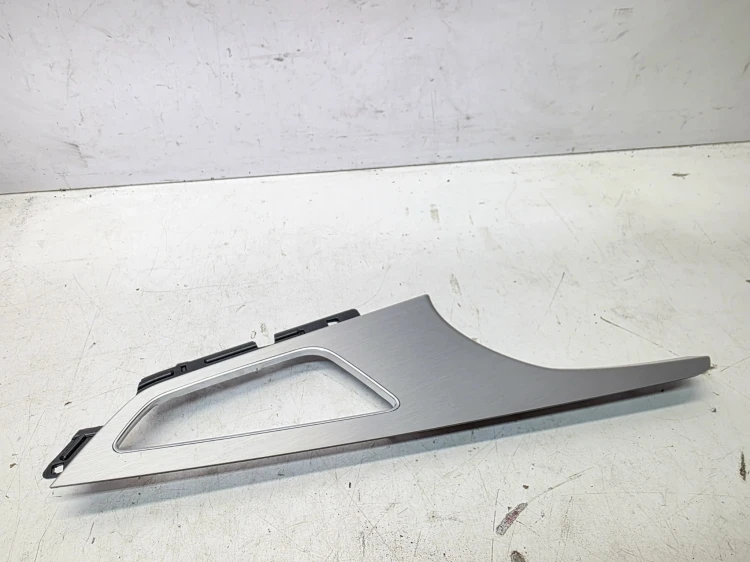 DEKOR DRZWI PRAWY PRZÓD AUDI Q7 4M 4M0867102K ALUMINIUM QY9