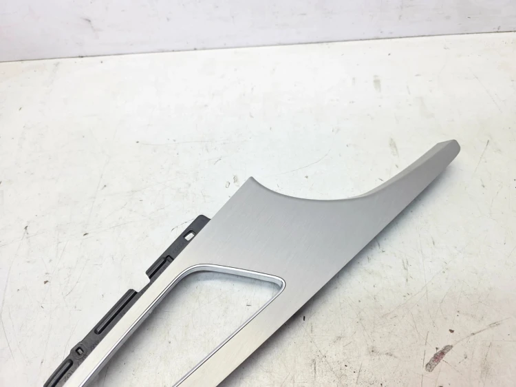 DEKOR DRZWI PRAWY PRZÓD AUDI Q7 4M 4M0867102K ALUMINIUM QY9