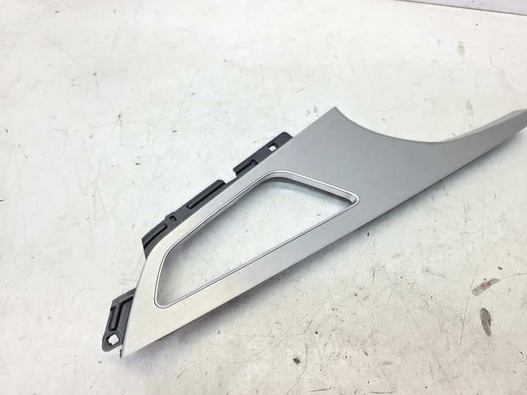 DEKOR DRZWI PRAWY PRZÓD AUDI Q7 4M 4M0867102K ALUMINIUM QY9