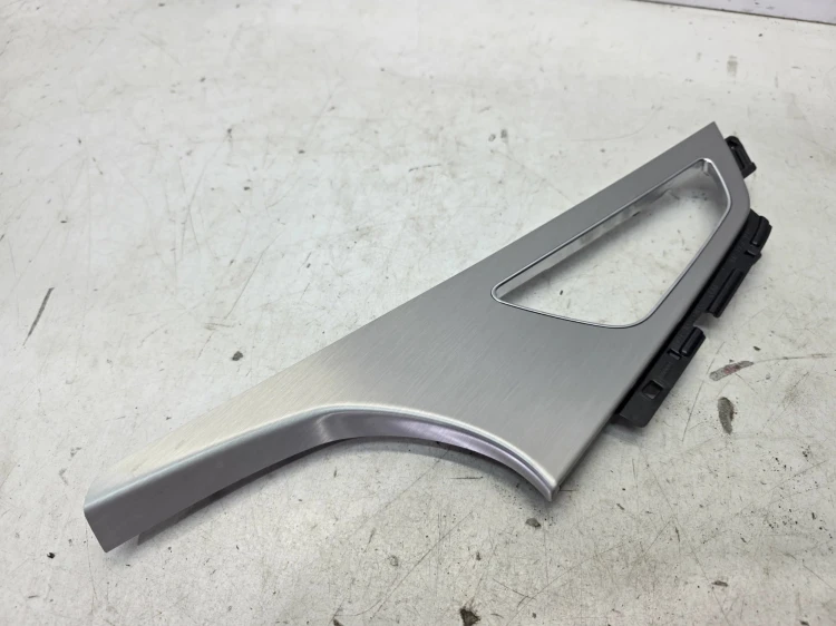 DEKOR DRZWI PRAWY PRZÓD AUDI Q7 4M 4M0867102K ALUMINIUM QY9
