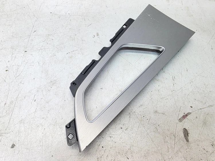 DEKOR DRZWI PRAWY TYŁ AUDI Q7 4M 4M0867470E ALUMINIUM QY9