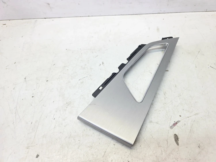 DEKOR DRZWI LEWY TYŁ AUDI Q7 4M 4M0867469E ALUMINIUM QY9