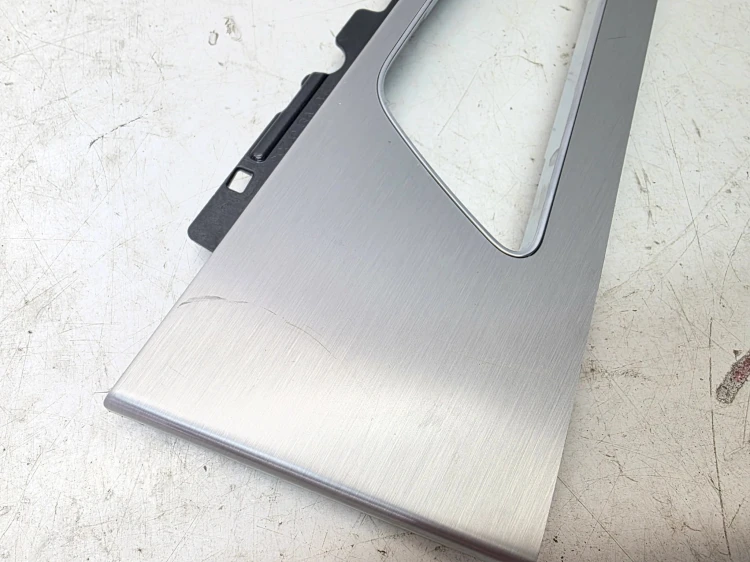 DEKOR DRZWI LEWY TYŁ AUDI Q7 4M 4M0867469E ALUMINIUM QY9