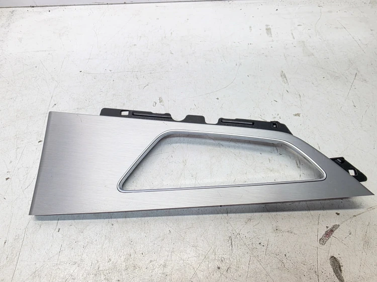 DEKOR DRZWI LEWY TYŁ AUDI Q7 4M 4M0867469E ALUMINIUM QY9