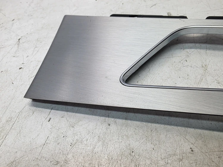 DEKOR DRZWI LEWY TYŁ AUDI Q7 4M 4M0867469E ALUMINIUM QY9