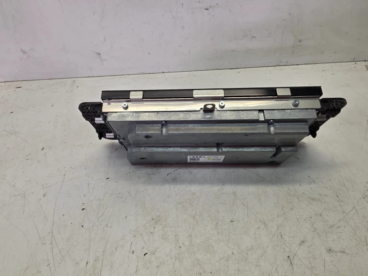 WYŚWIETLACZ EKRAN NAWIGACJI LCD AUDI A6 C8 A7 4K 4K0919605A
