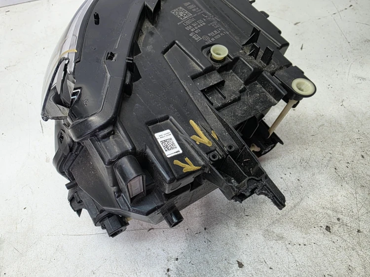 REFLEKTOR LAMPA LEWY PRZÓD MATRIX AUDI Q4 E-TRON 89A941035A